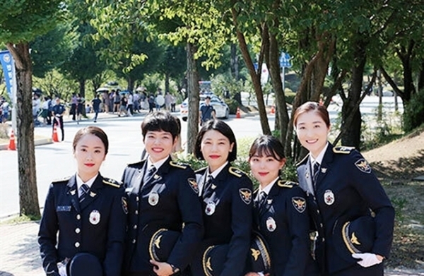 경찰 임용할 때의 사진. 사진=베한타임즈