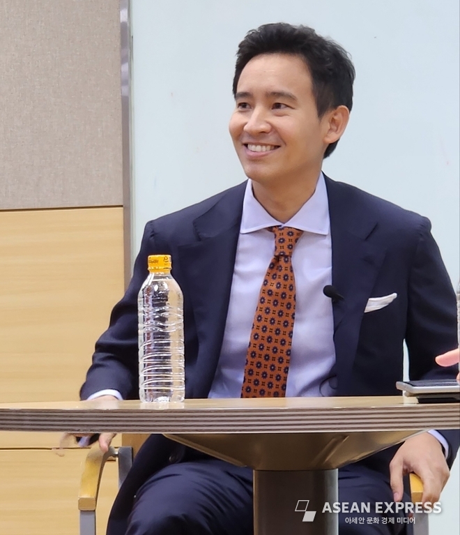 피타 림짜른랏 전진당 전 대표. 사진=박명기