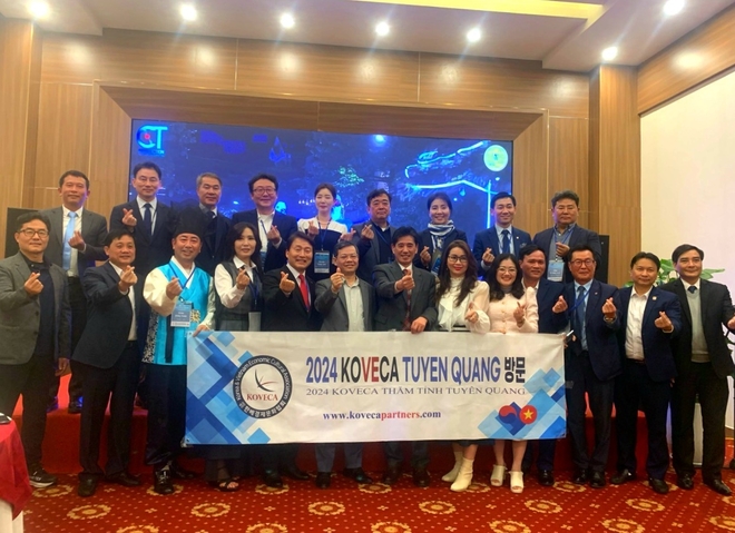 한-베경제문화협회가 뚜옌꽝성을 방문했다. 사진=KOVECA