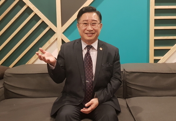 이창근 주한 베트남관광청 대사로 임명할 때의 모습. 사진=박명기