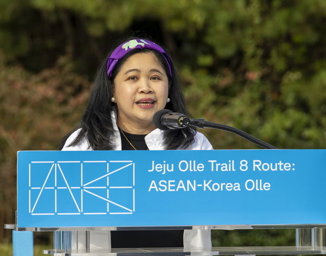 마리아 테레사 비 디존-데 베가 주한 필리핀 대사가 '한-아세안 올레 ' 개막식에서 축사를 하고 있다. 사진=한-아세안센터