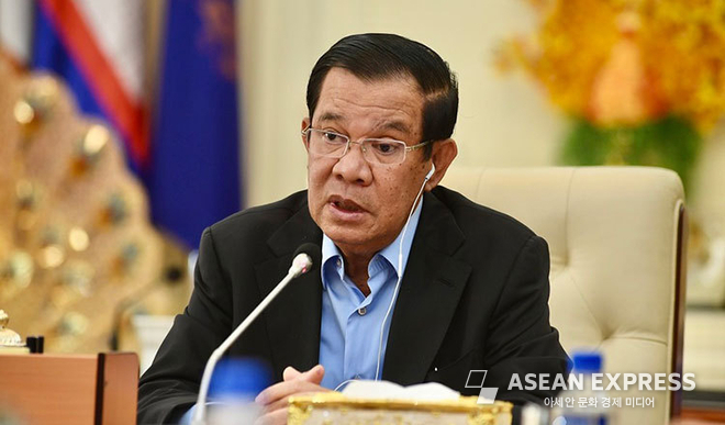 캄보디아의 '국부'인 훈센(Hun Sen) 상원의장