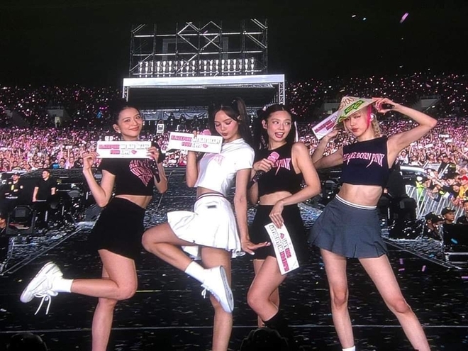 블랙핑크 콘서트 벌써 과열...싱가포르 11월 공연 티켓 사기 ‘골머리’